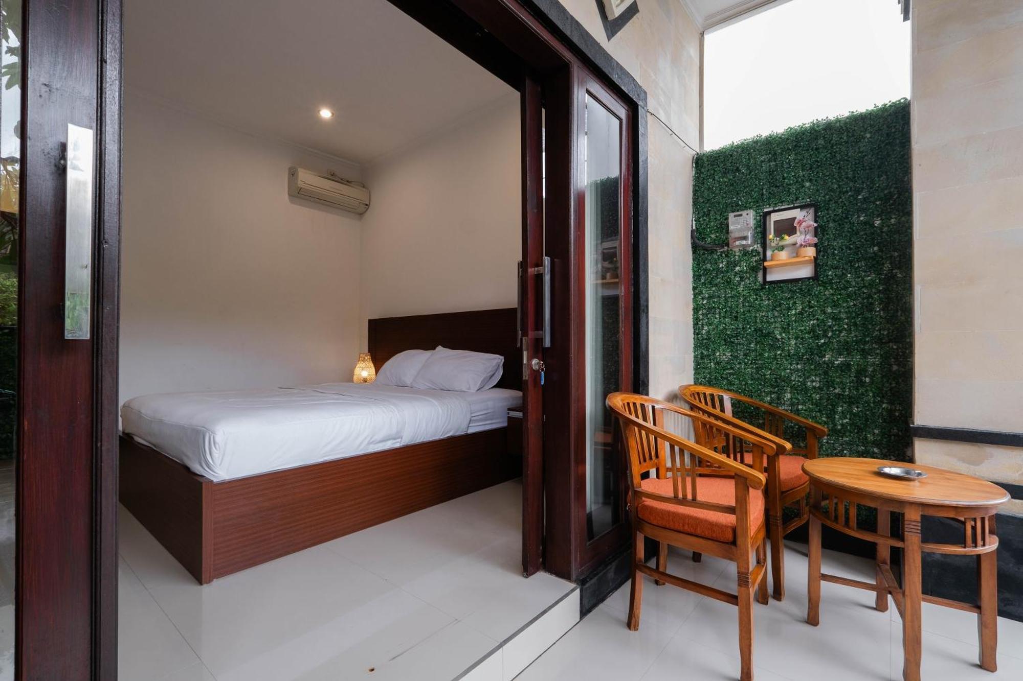 Puri Kasih Home Stay Sanur Екстериор снимка