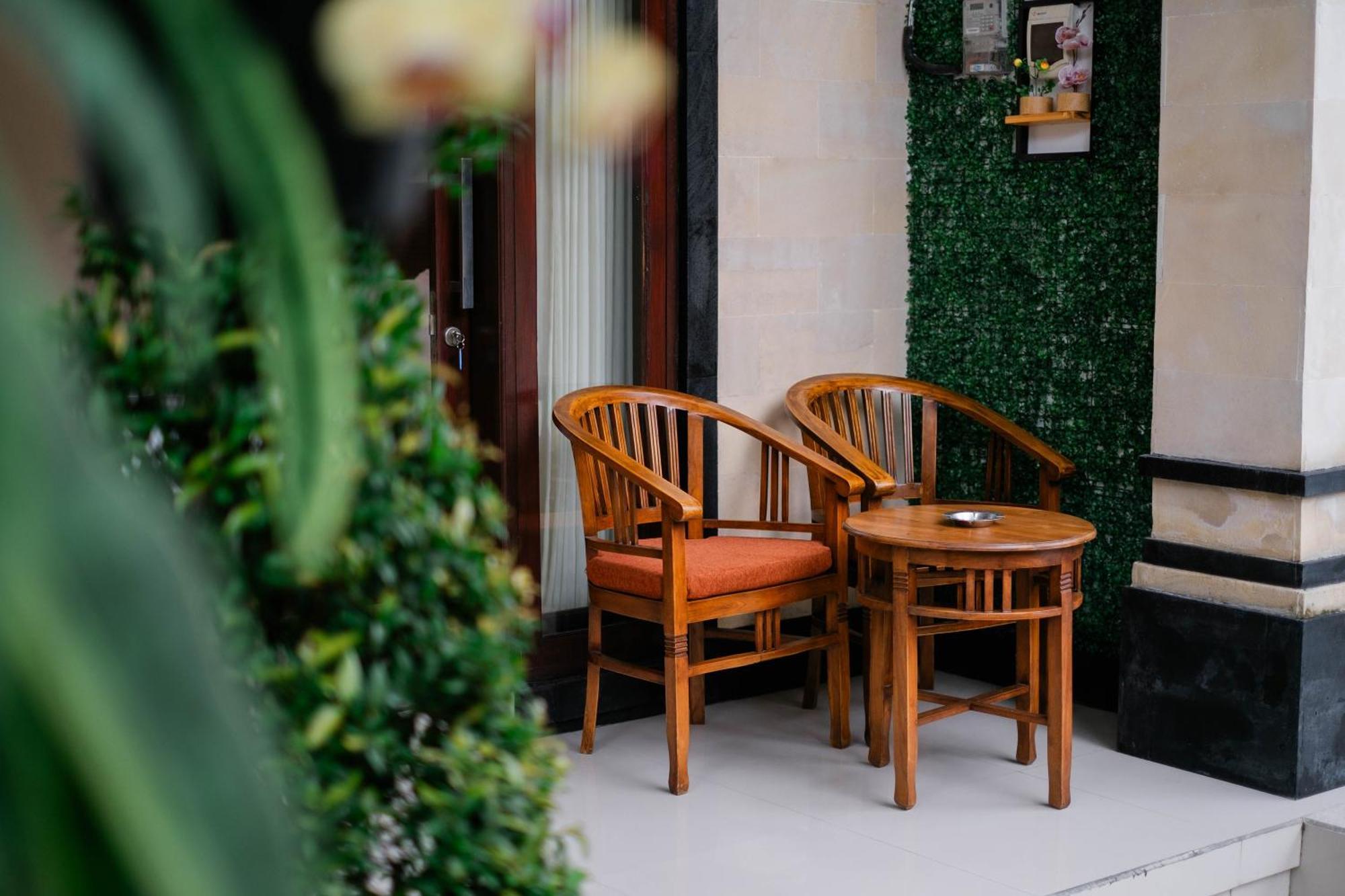 Puri Kasih Home Stay Sanur Екстериор снимка