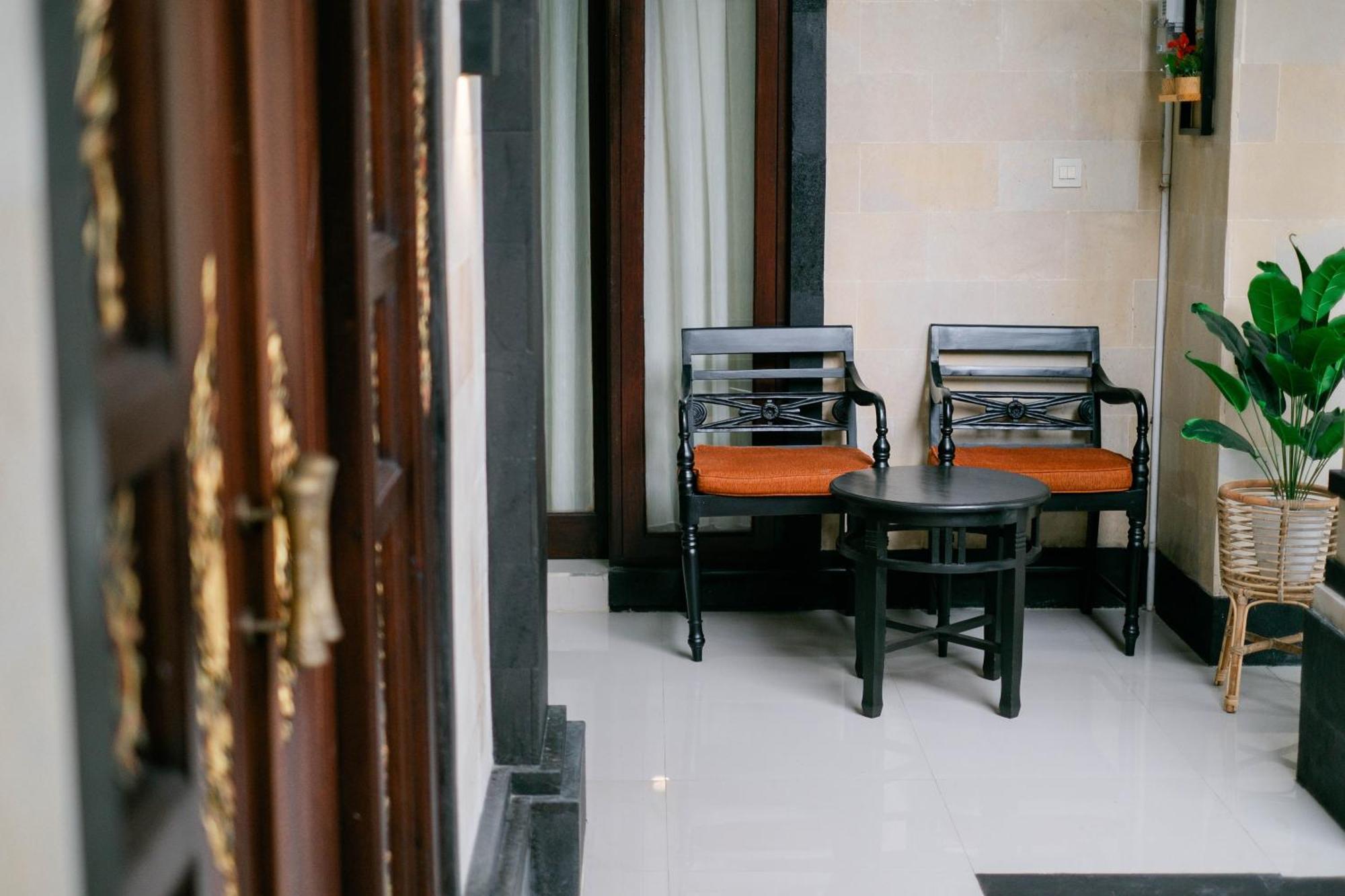 Puri Kasih Home Stay Sanur Екстериор снимка